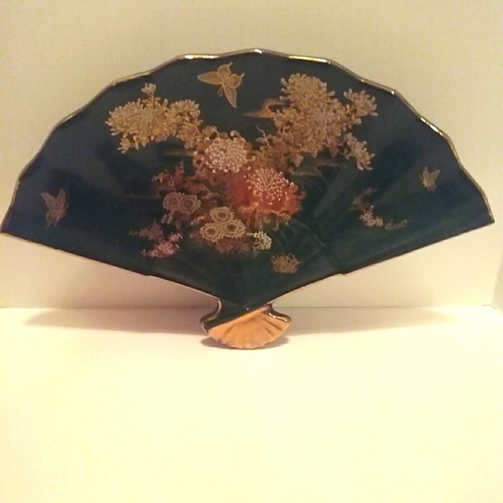 Vintage Toyo Jade Kiku Asian fan shaped edged in G